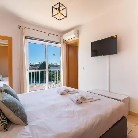 Beguest Rilofe Rooftop View